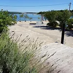 Апартаменты Lavanda - Family Friendly, Beachfront *