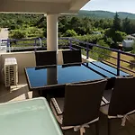 Апартаменты Lavanda - Family Friendly, Beachfront