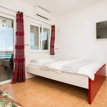 Apartamento Lavanda - Family Friendly, Beachfront *