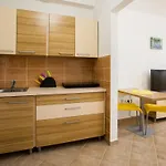 Lavanda - Family Friendly, Beachfront