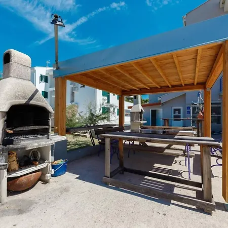 Apartment Lavanda - Family Friendly, Beachfront *