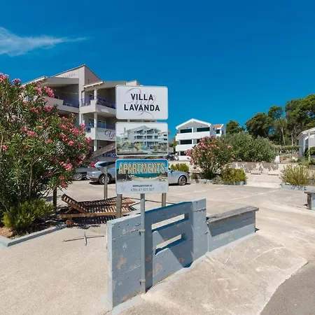 Lavanda - Family Friendly, Beachfront *
